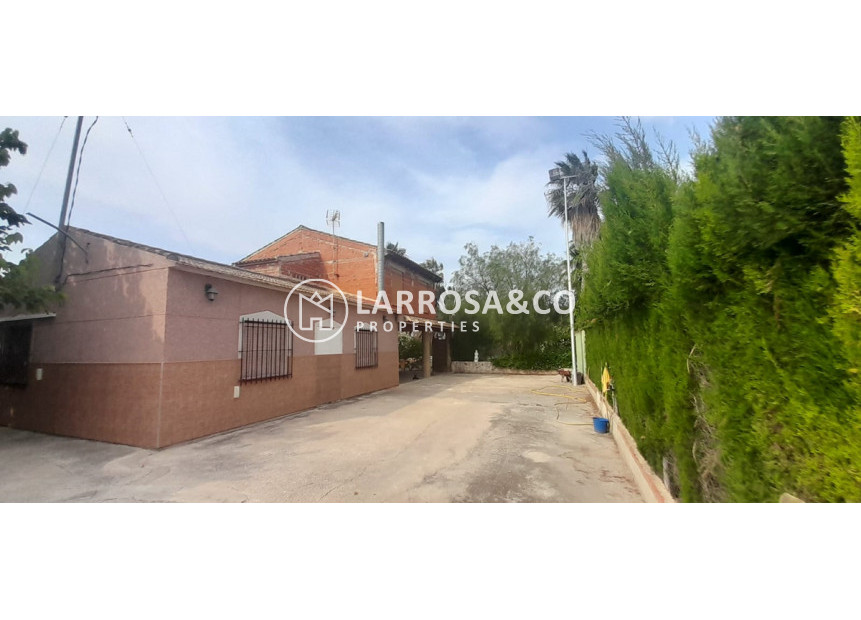 Reventa - Casa de campo - Dolores