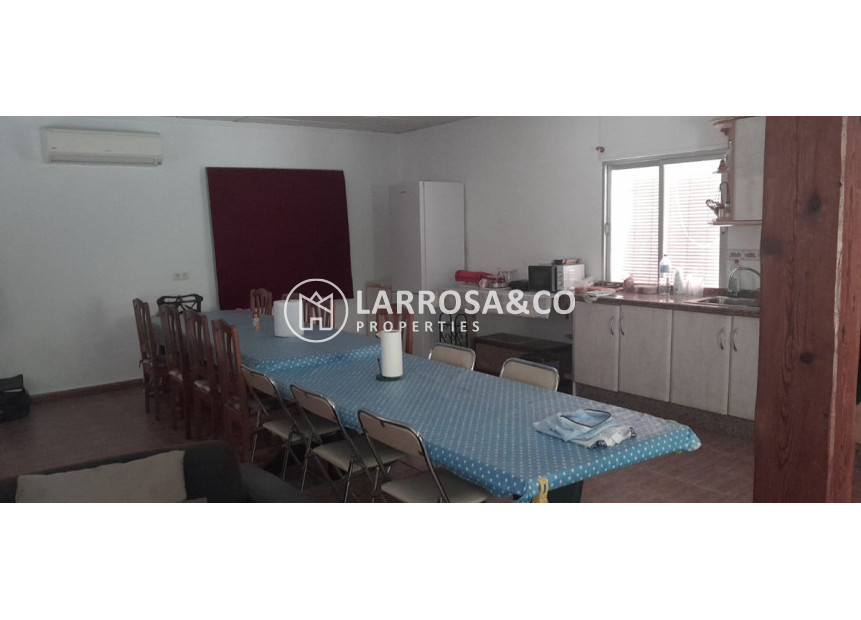 Reventa - Casa de campo - Dolores