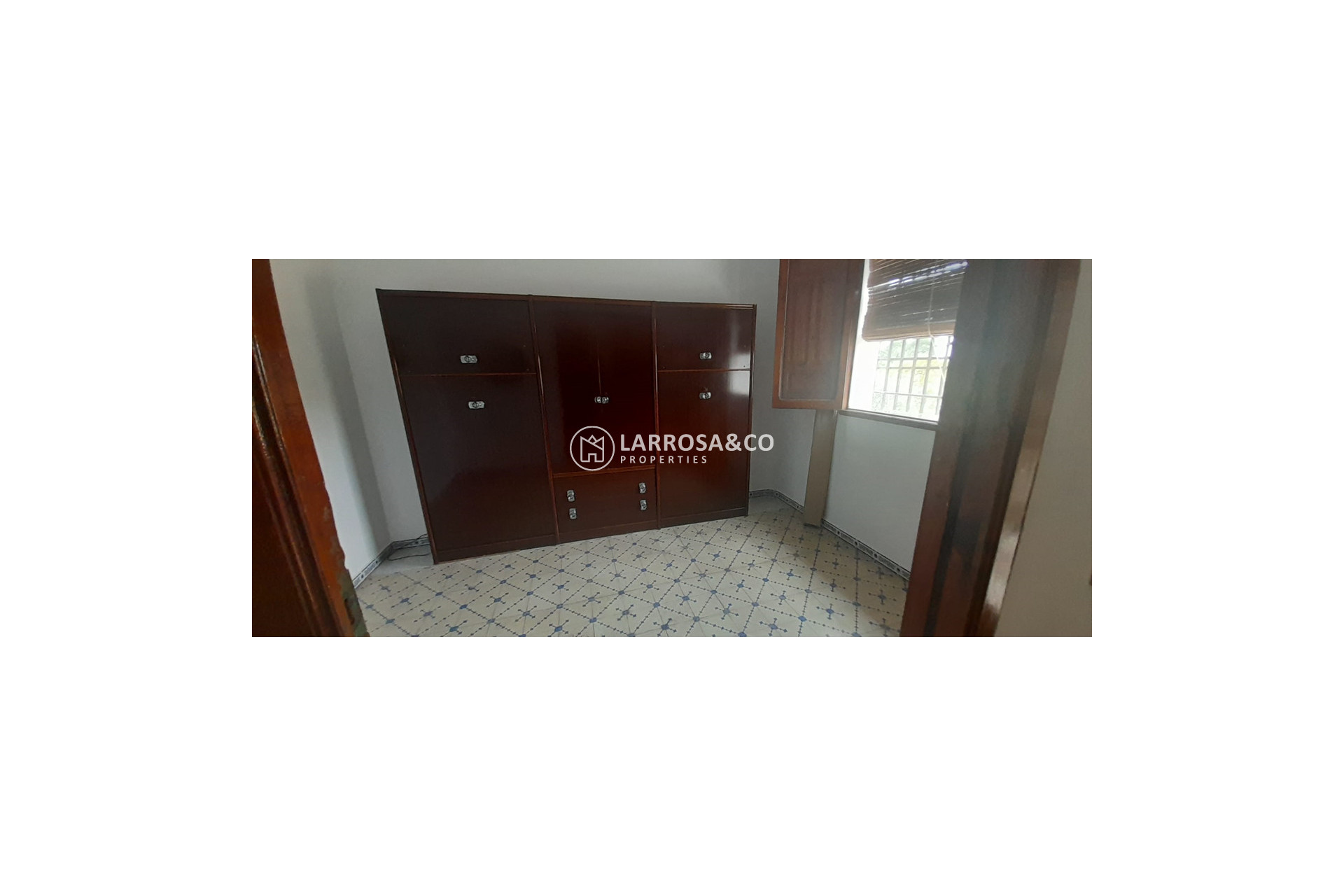 Reventa - Casa de campo - Dolores