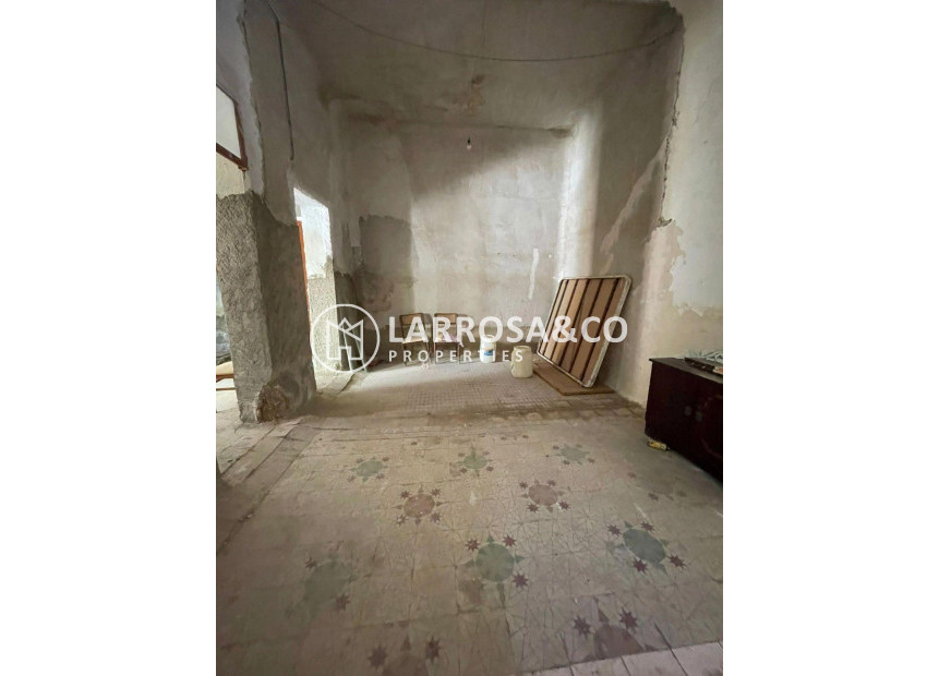 Reventa - Casa de campo - Formentera del Segura - Pueblo 5