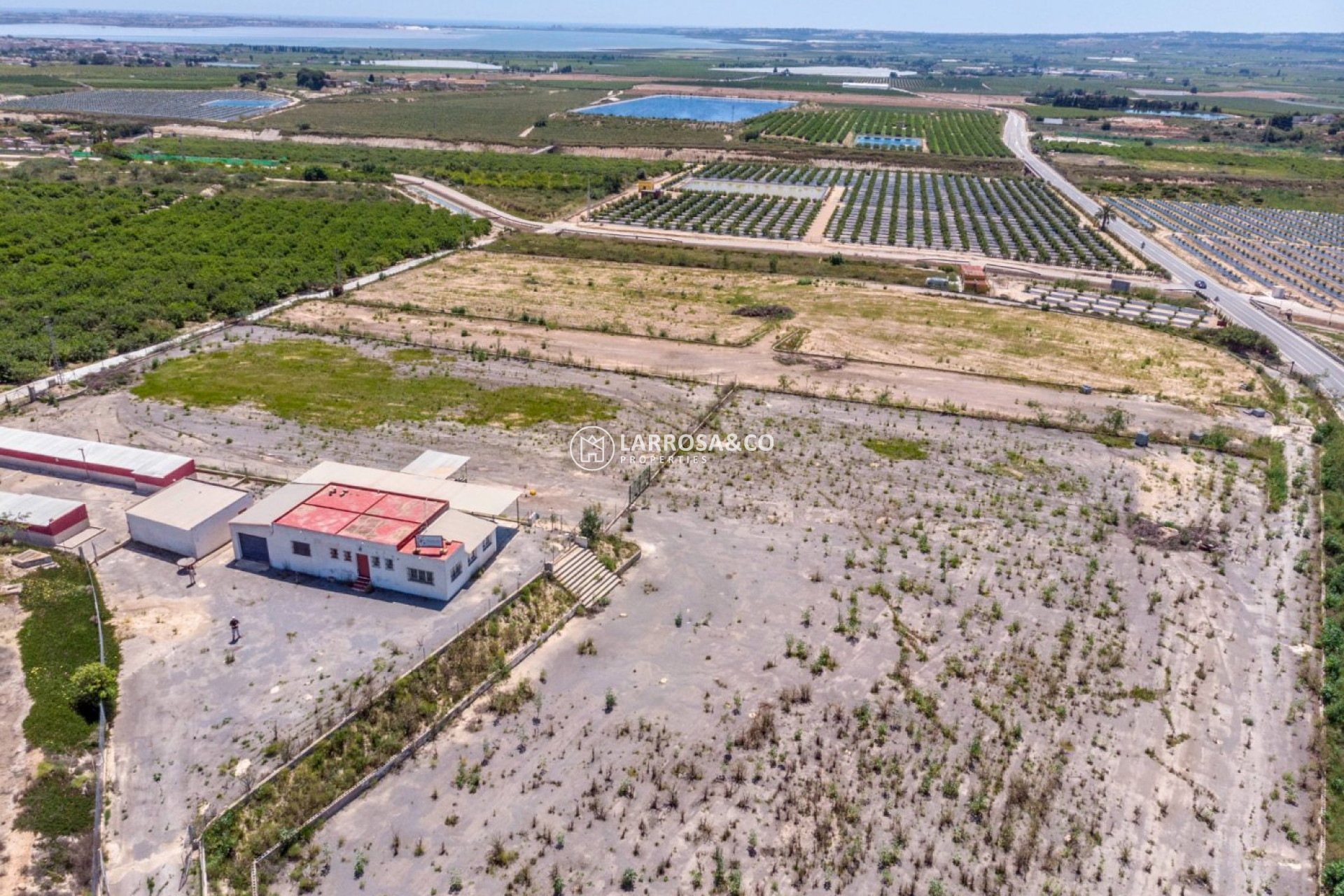 Reventa - Casa de campo - Los Montesinos - LOS MONTESINOS