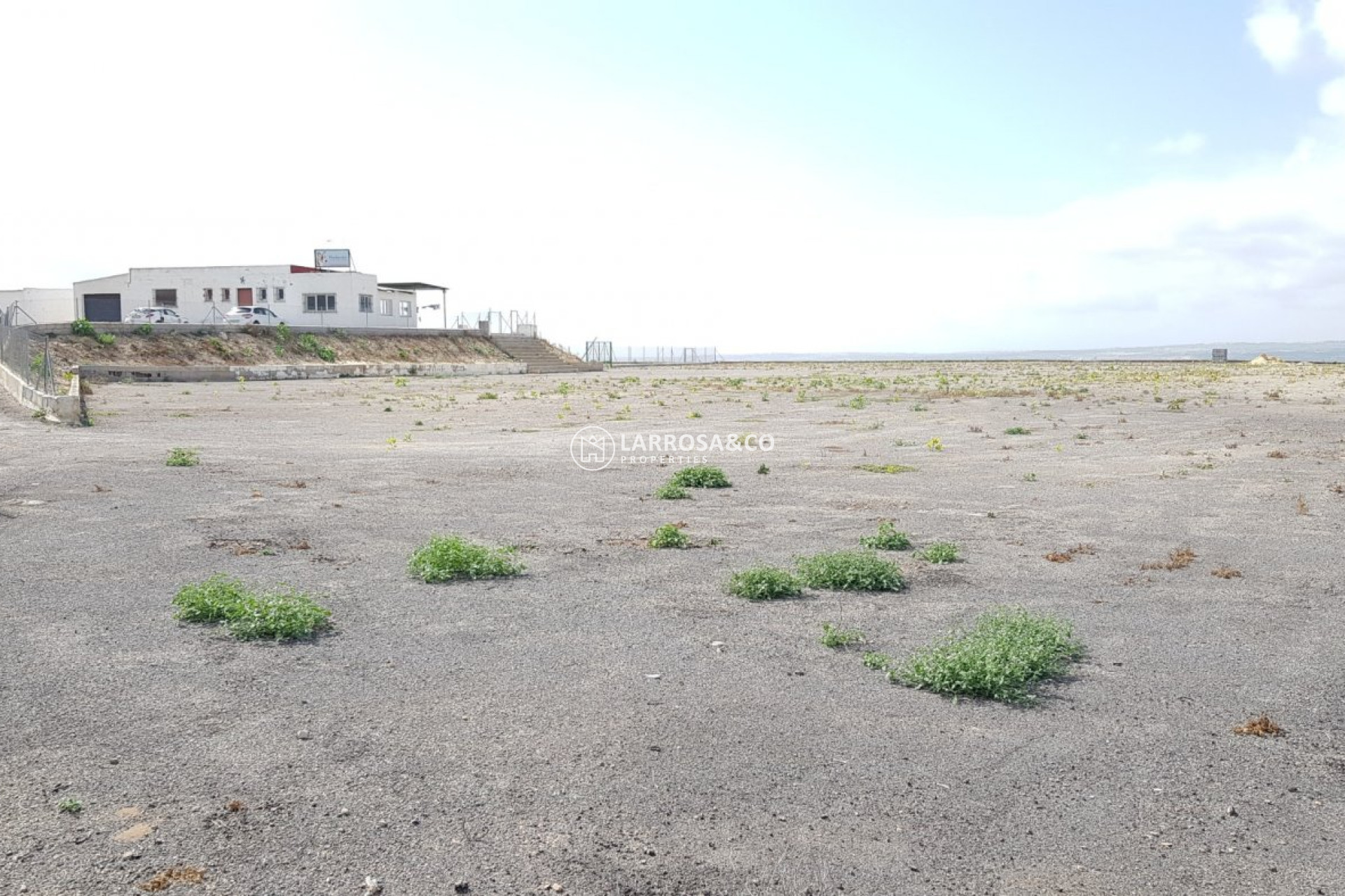 Reventa - Casa de campo - Los Montesinos - LOS MONTESINOS