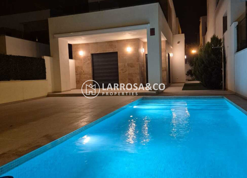 Reventa - Chalet - Bigastro - Inland