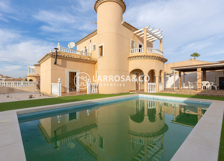 Reventa - Chalet - Ciudad Quesada
