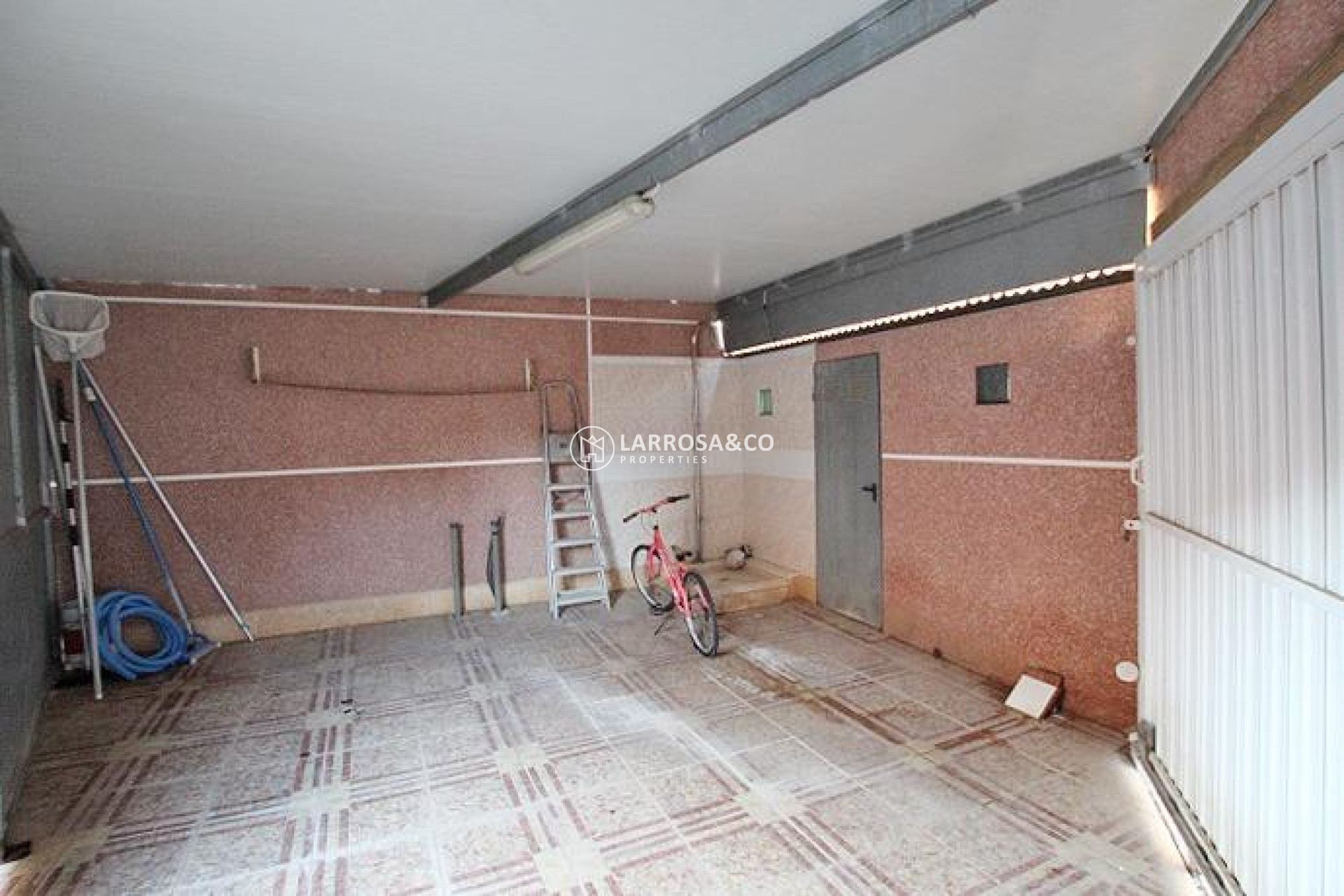 Reventa - Chalet - Formentera del Segura - C- Cooperativa