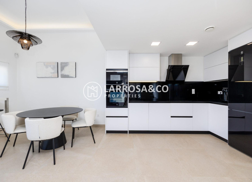 Reventa - Chalet - Guardamar del Segura - El Raso