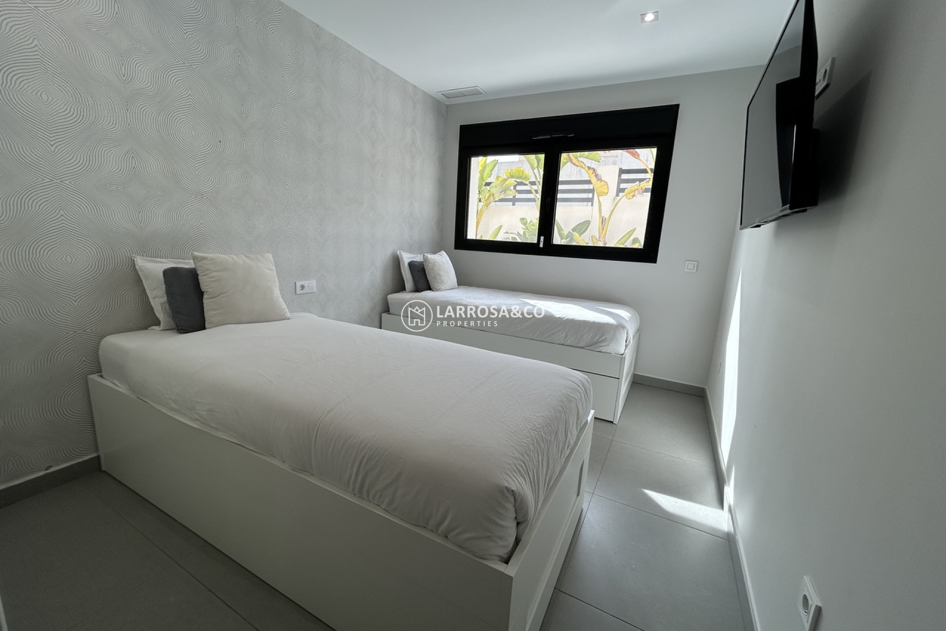 Reventa - Chalet - Los Balcones - Costa Blanca