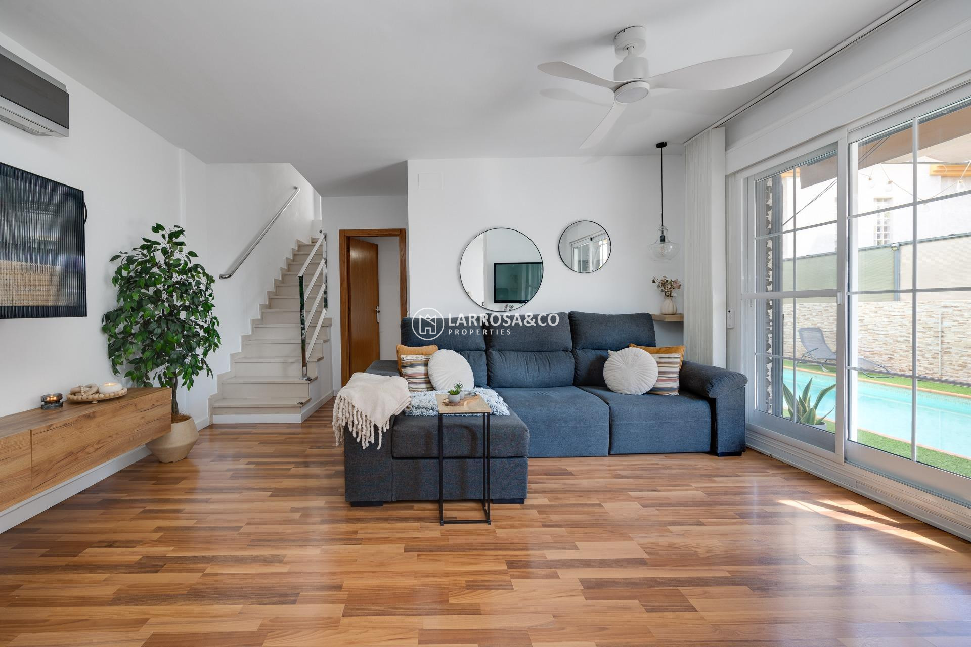 Reventa - Chalet - Los Montesinos - La Herrada
