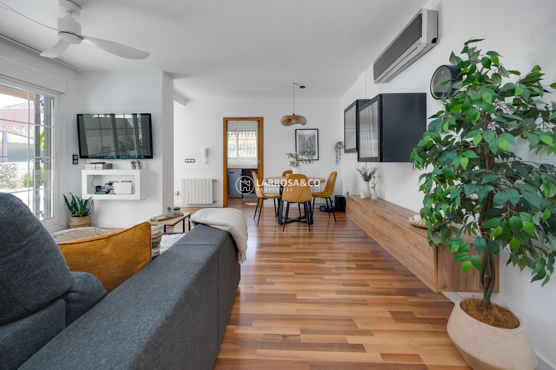 Reventa - Chalet - Los Montesinos - La Herrada