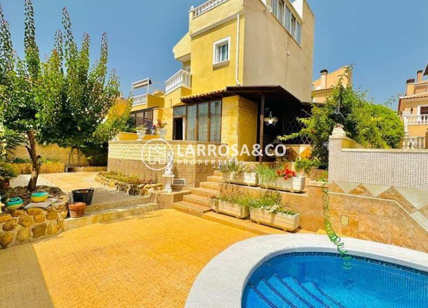 Reventa - Chalet - Orihuela costa - Las Filipinas