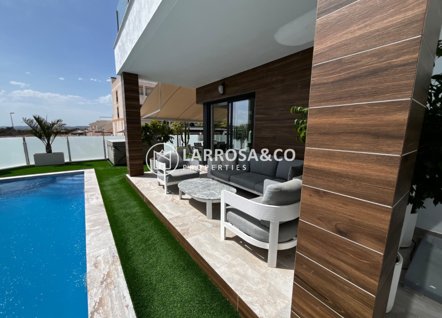 Reventa - Chalet - Orihuela - Entre Naranjos Vistabella Golf