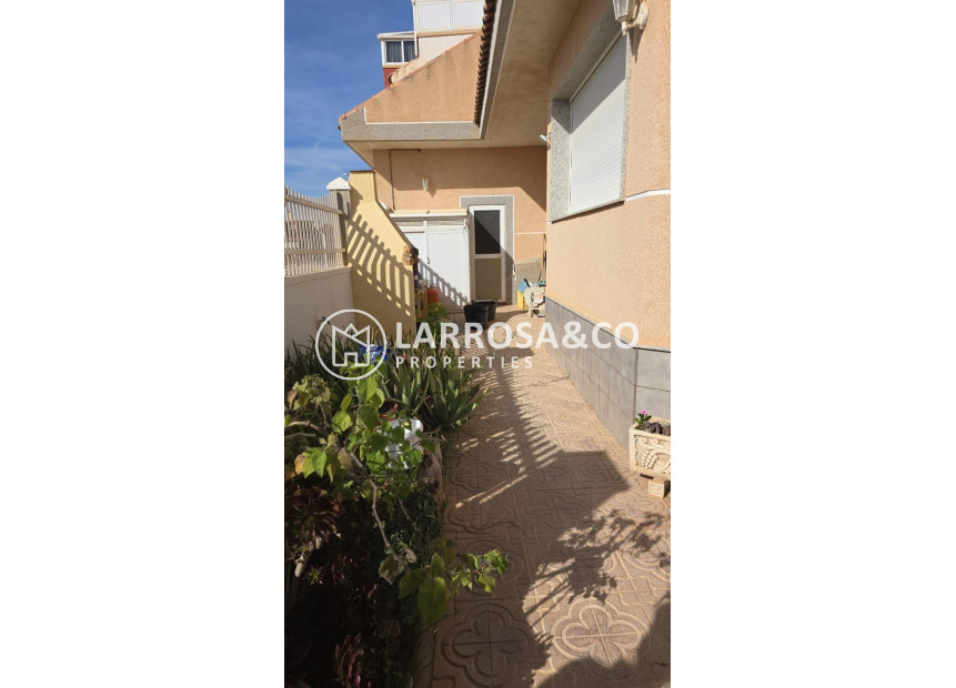 Reventa - Chalet - Pilar de la Horadada - PILAR DE LA HORADADA