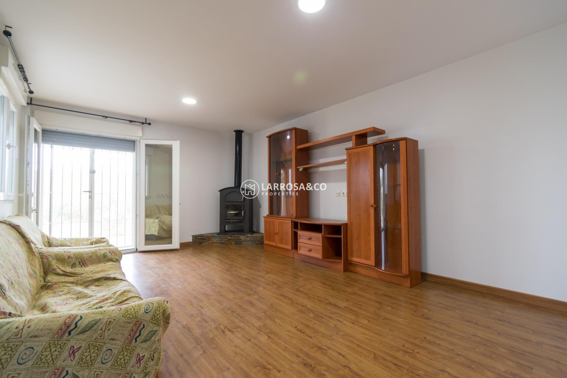 Reventa - Chalet - San Isidro - CENTRO