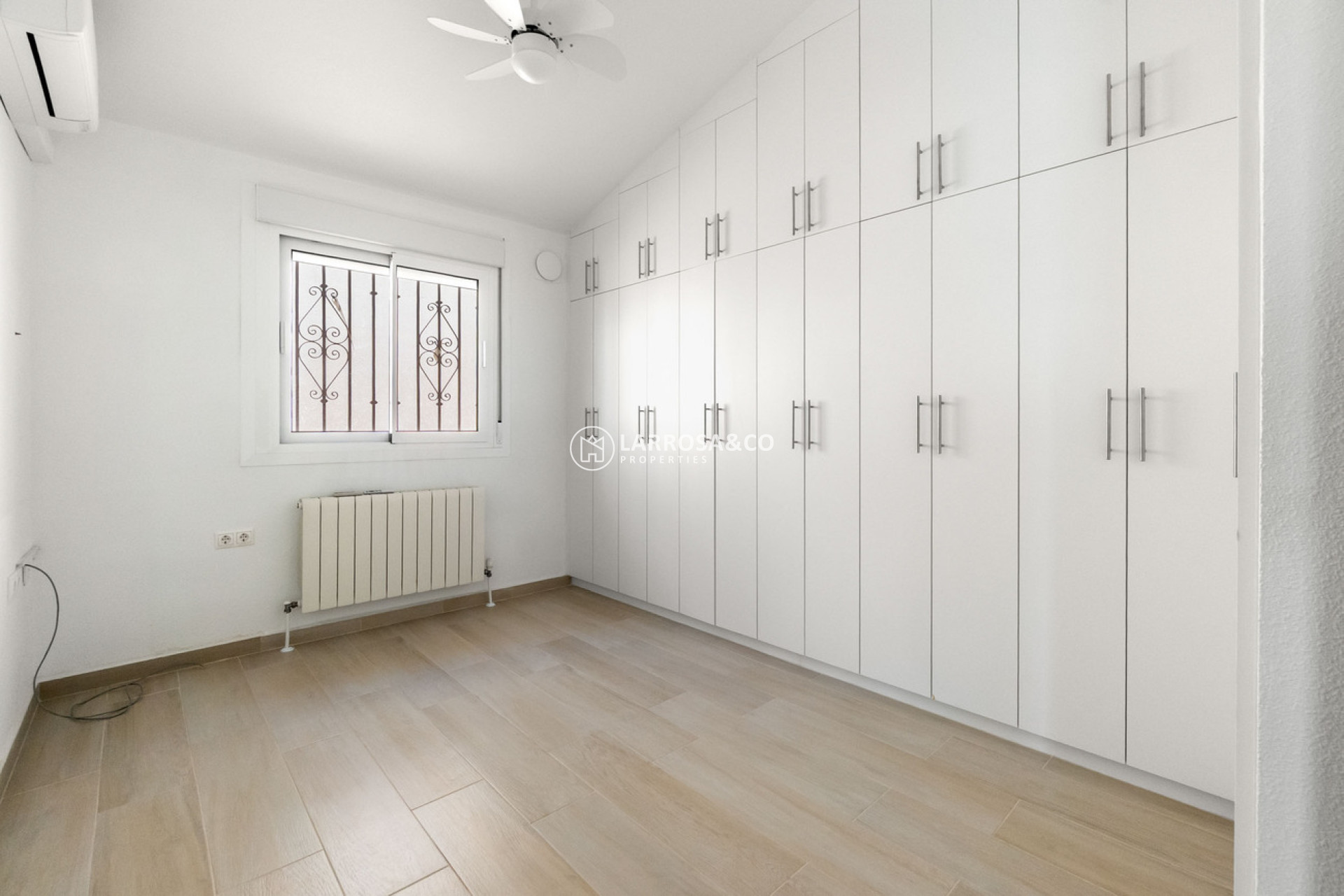 Reventa - Chalet - Torre de La Horadada - Costa Blanca