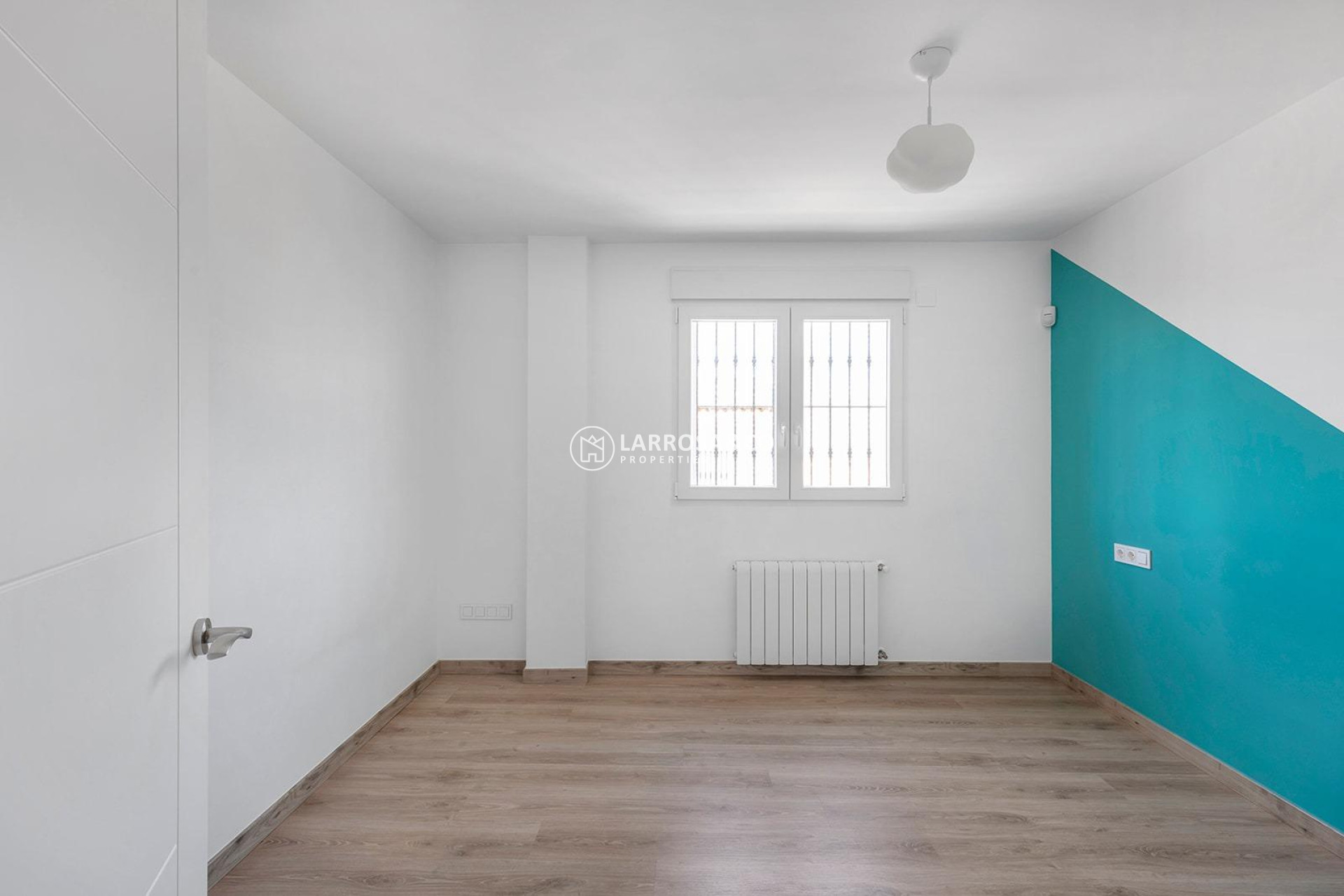 Reventa - Chalet - Torrevieja - Aguas Nuevas