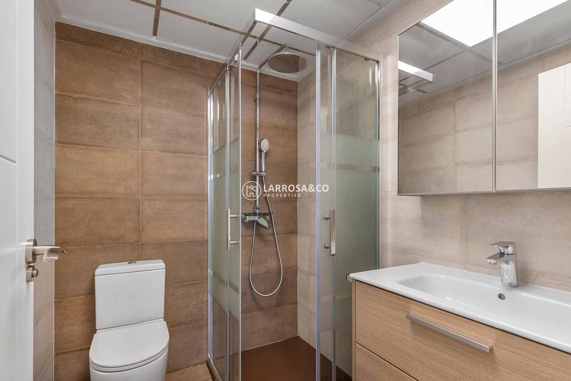 Reventa - Chalet - Torrevieja - Aguas Nuevas