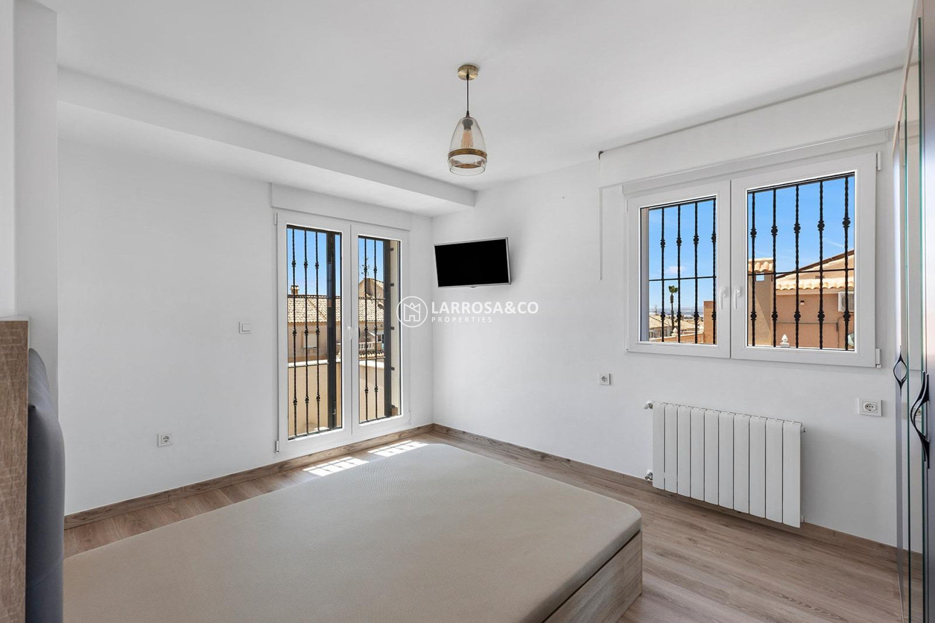 Reventa - Chalet - Torrevieja - Aguas Nuevas