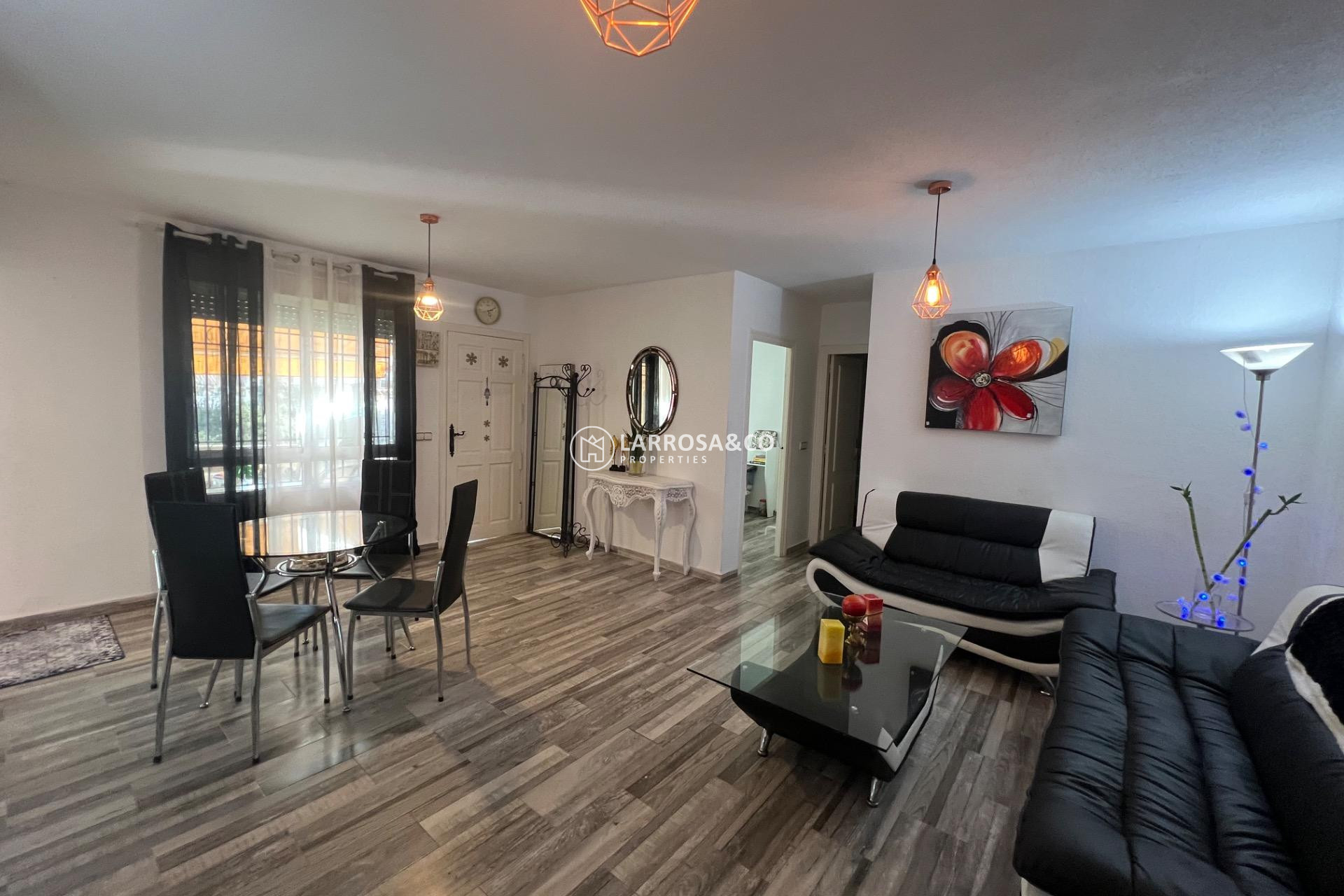 Reventa - Chalet - Torrevieja - Aguas Nuevas