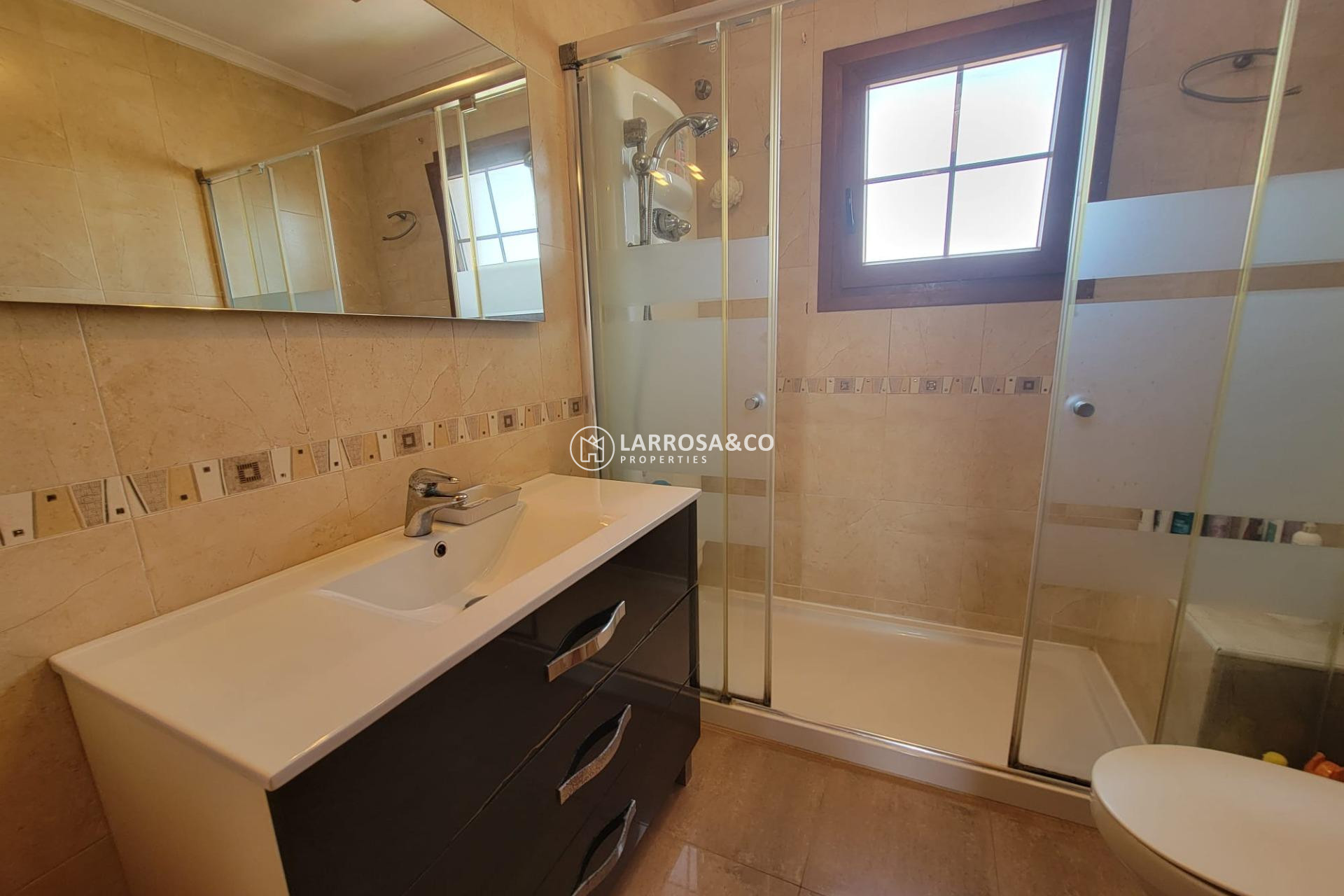 Reventa - Chalet - Torrevieja - Aguas Nuevas