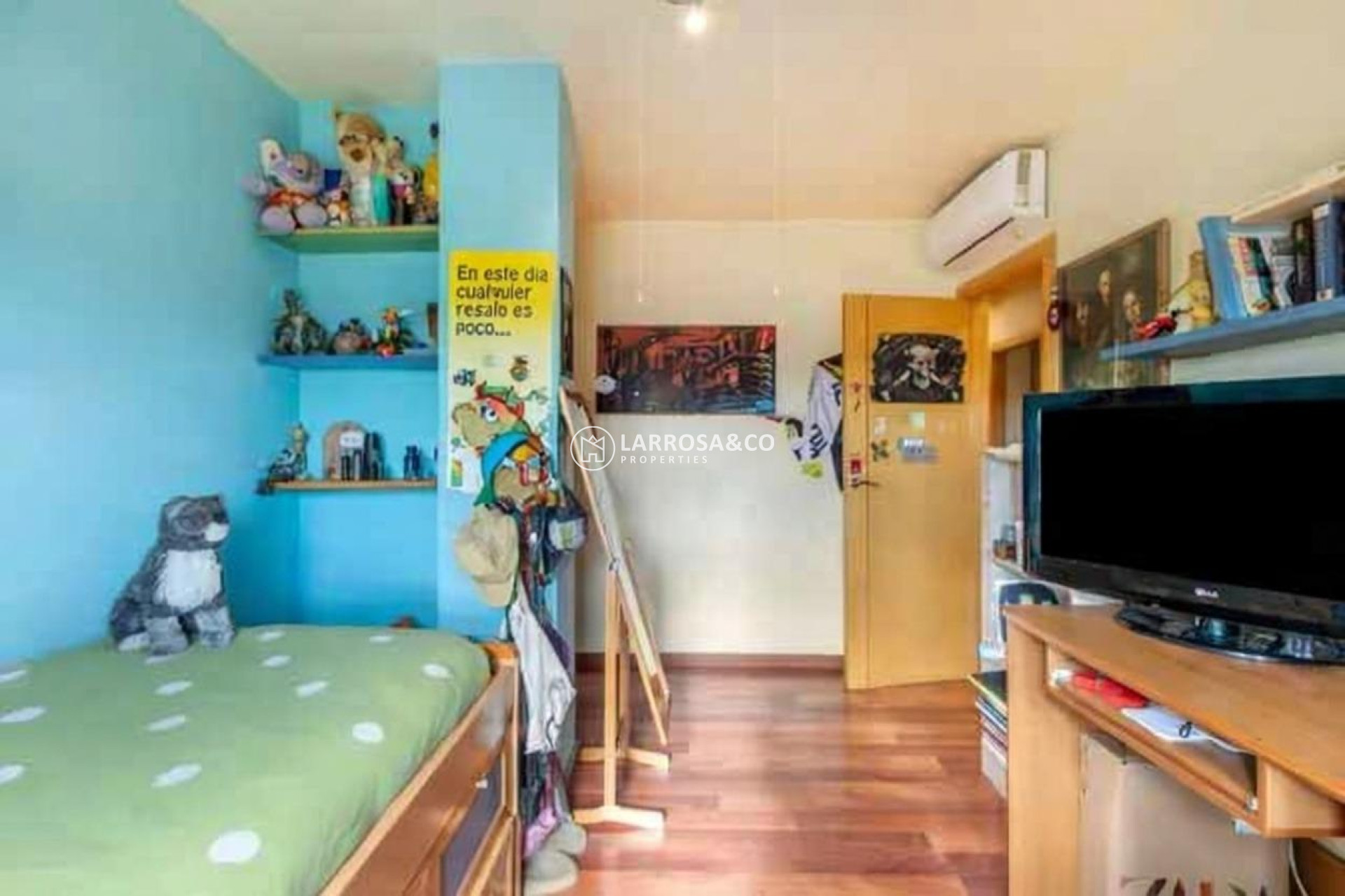 Reventa - Chalet - Torrevieja - Aguas Nuevas