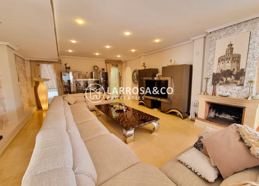 Reventa - Chalet - Torrevieja - La Mata