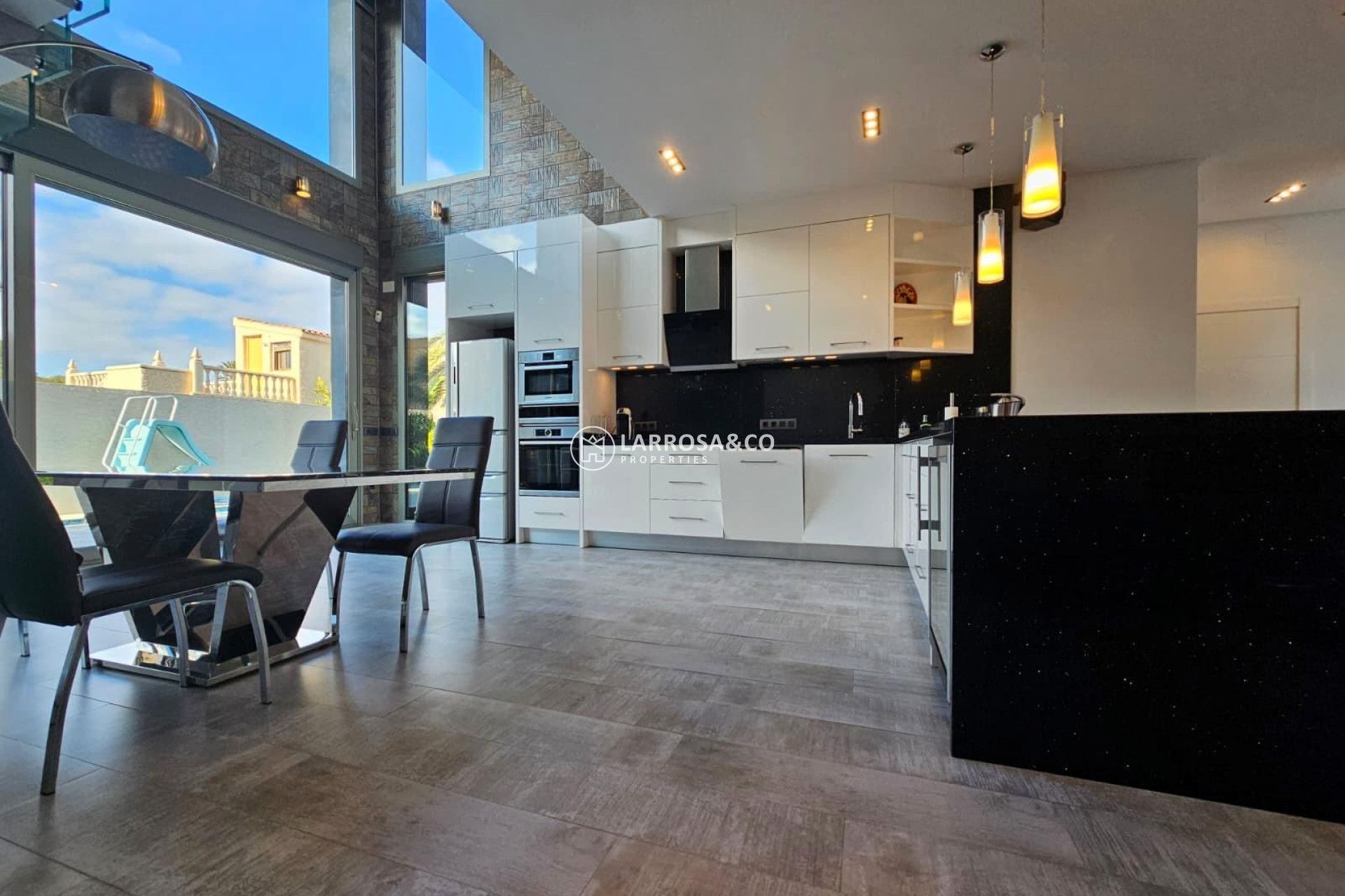 Reventa - Chalet - Torrevieja - Los Angeles