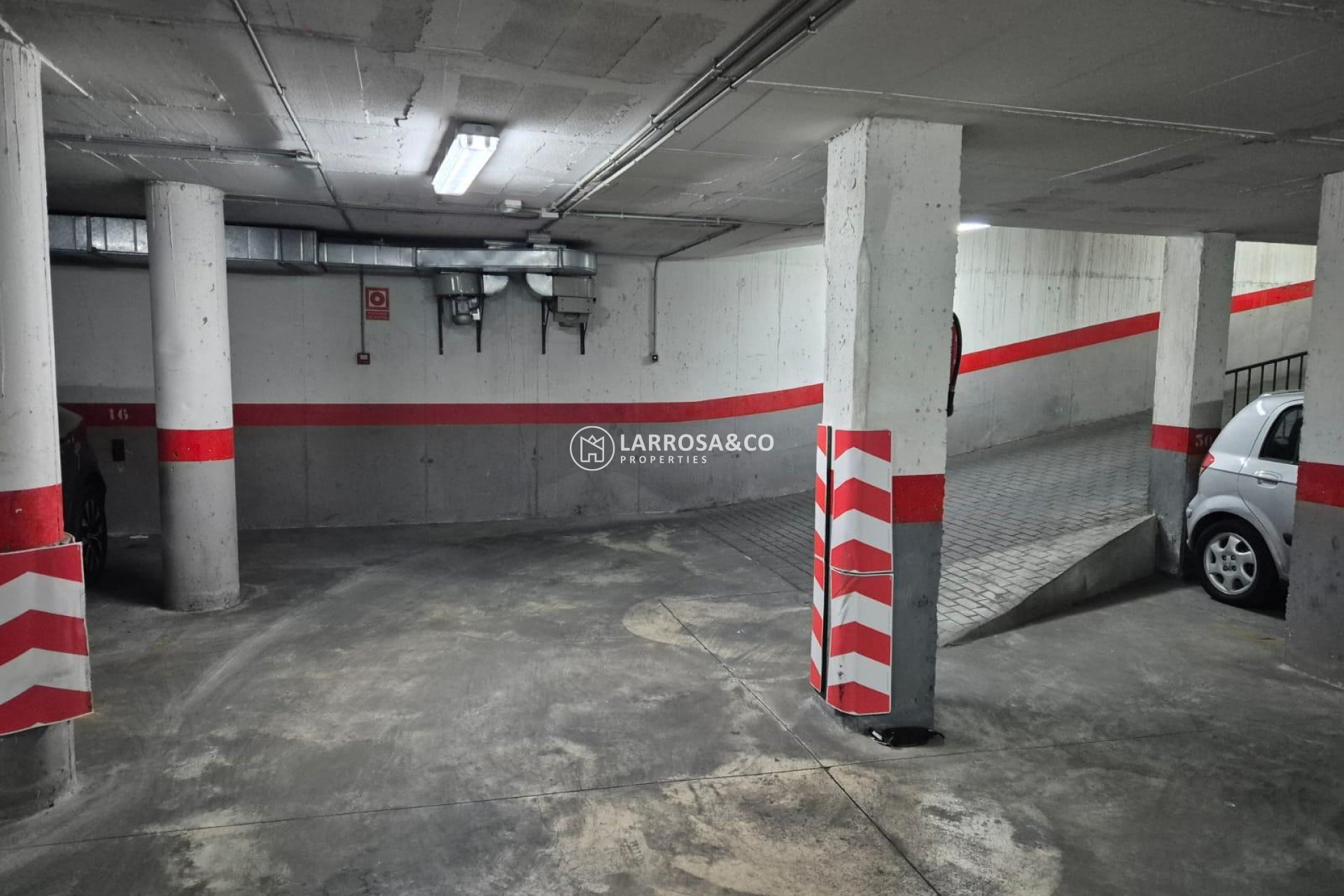 Reventa - Garaje - Torrevieja - Centro