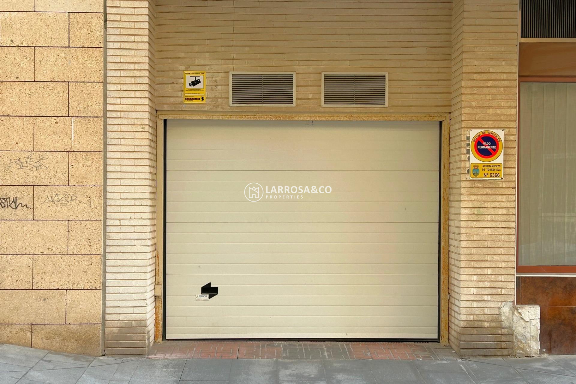 Reventa - Garaje - Torrevieja - Playa del cura