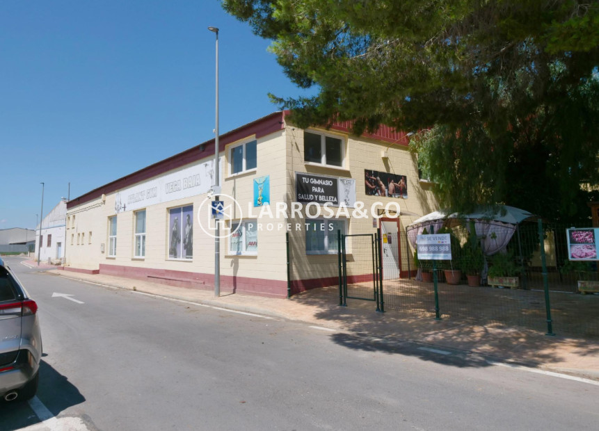 Reventa - Industrial - Almoradí