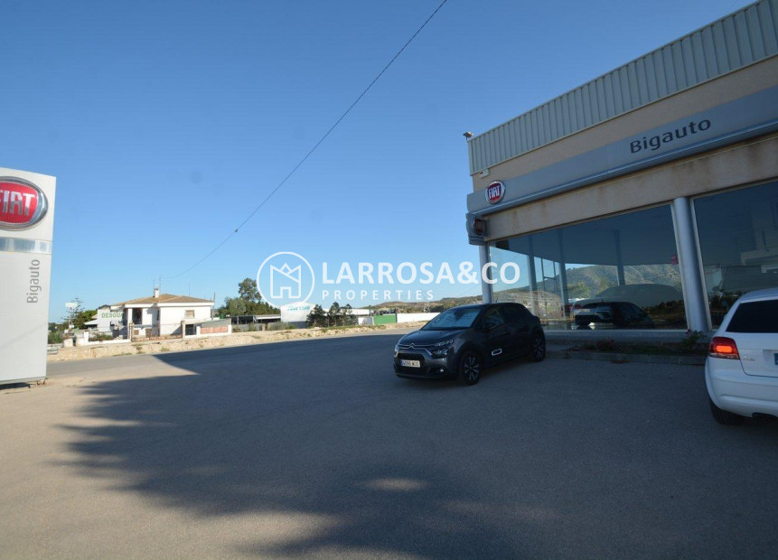 Reventa - Industrial - Orihuela - Correntías Bajas