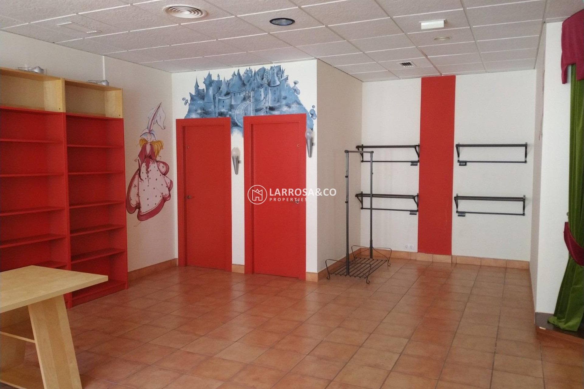 Reventa - Local - Pilar de la Horadada - PILAR DE LA HORADADA