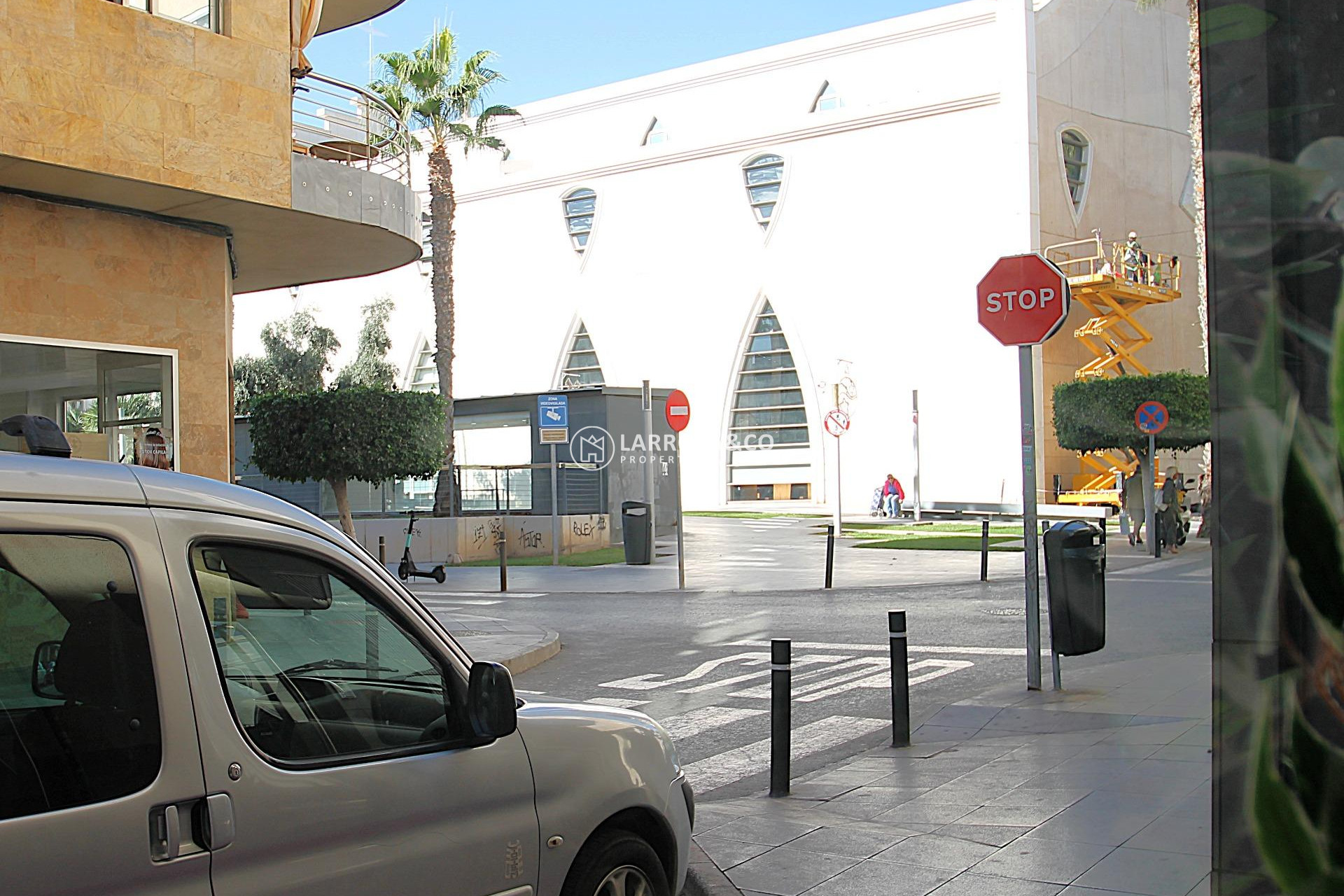 Reventa - Local - Torrevieja - Las Piscinas Naturales