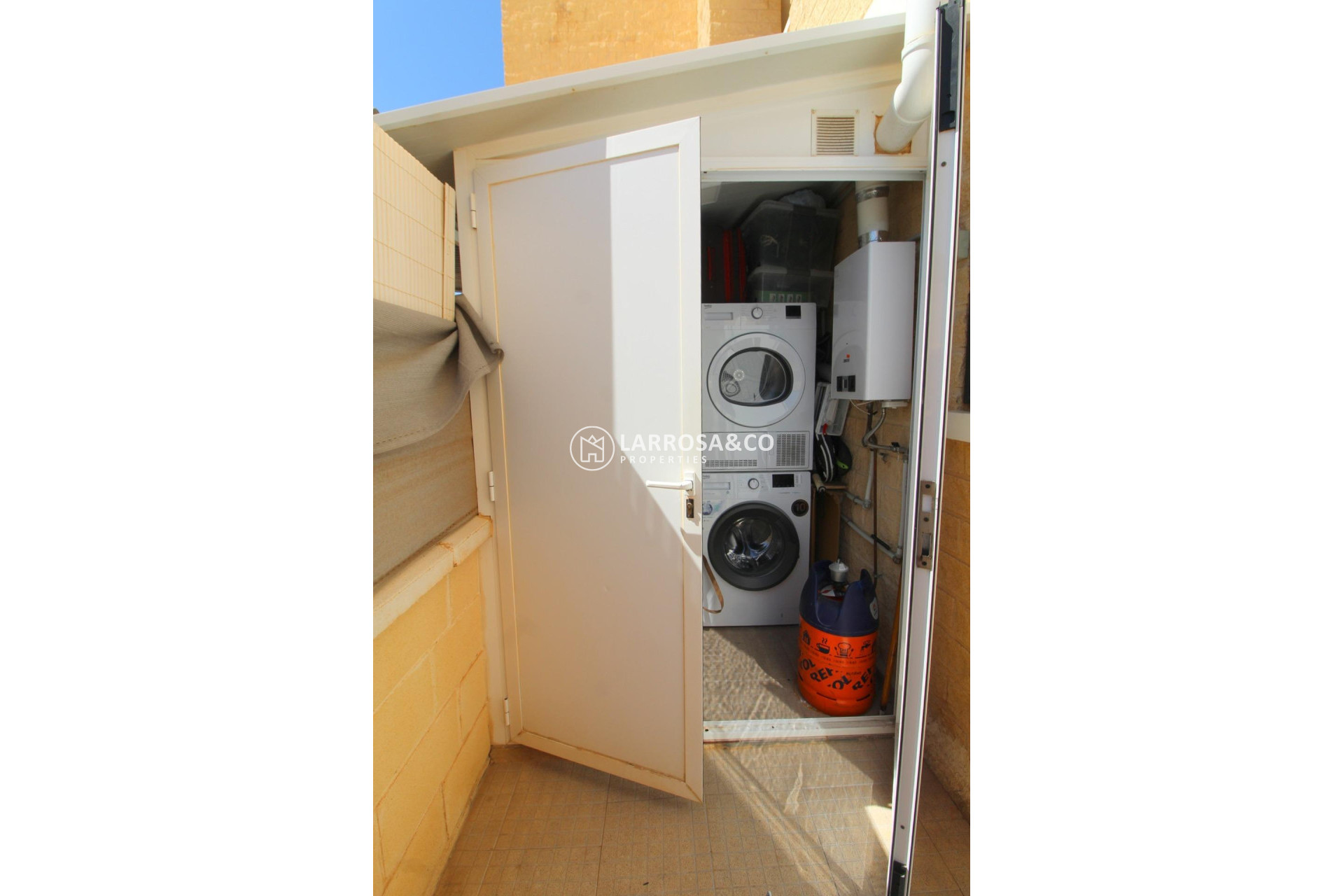 Reventa - Planta baja - Torrevieja - Aguas Nuevas