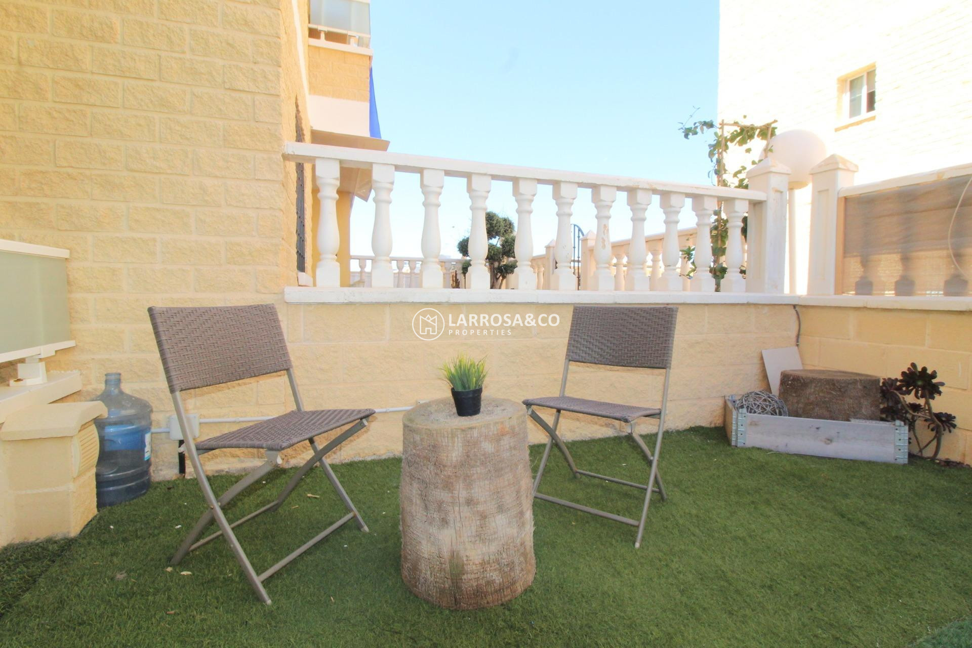 Reventa - Planta baja - Torrevieja - Aguas Nuevas