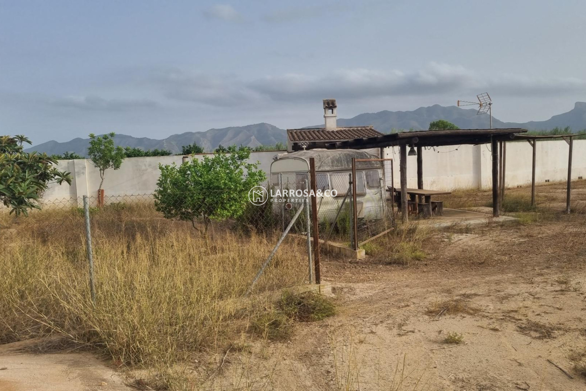 Reventa - Solar/Terrena/Parcelas - Benferri - entre la matanza y Benferri