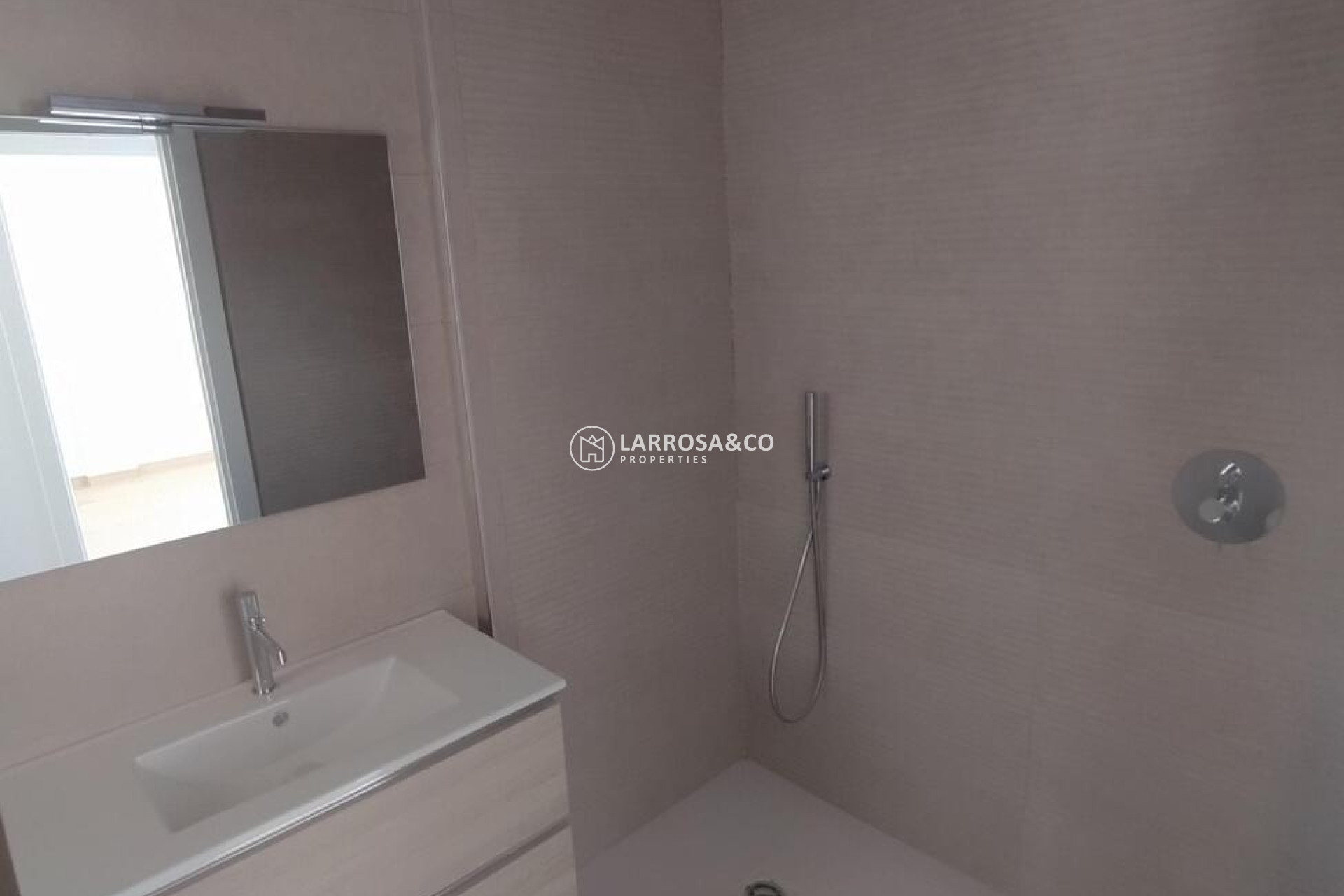 Reventa - Villa Penthouse - Torrevieja - Aguas Nuevas