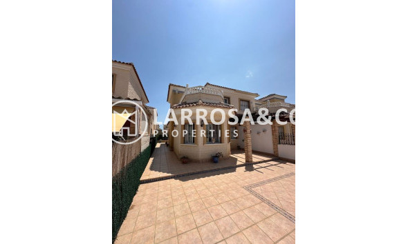 Semi-detached house - A Vendre - Guardamar del Segura - El Raso