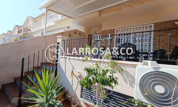 Semi-detached house - A Vendre - Santiago de la ribera - 200 m del mar