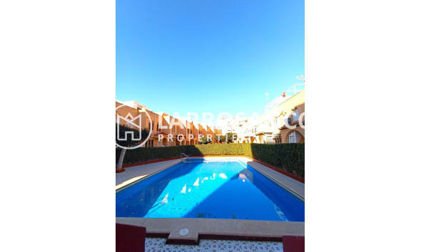 Semi-detached house - A Vendre - Torrevieja - La Mata