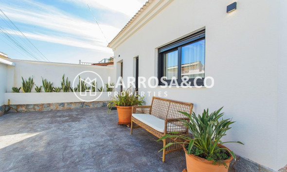 Semi-detached house - A Vendre - Torrevieja - La siesta
