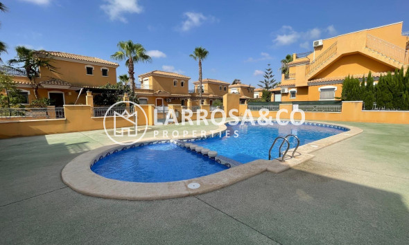 Semi-detached house - A Vendre - Torrevieja - Sector 25