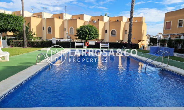 Semi-detached house - A Vendre - Torrevieja - Torre la mata