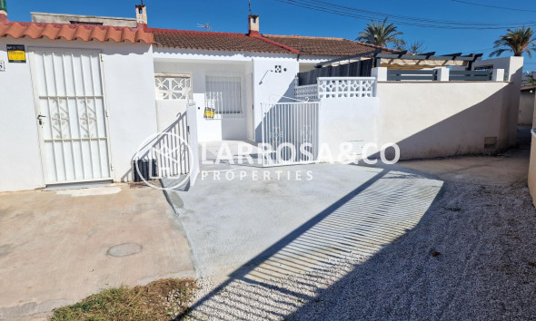 Semi-detached house - A Vendre - Torrevieja - Torretas