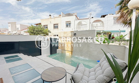 Semi-detached house - A Vendre - Torrevieja - Torrevieja - Aguas Nuevas