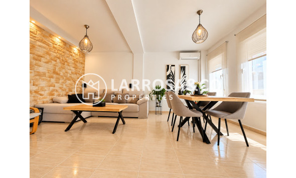 Semi-detached house - Herverkoop - Daya Nueva - Costa Blanca