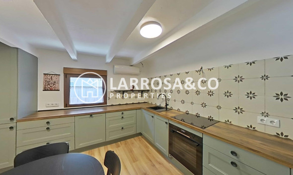 Semi-detached house - Herverkoop - Formentera del Segura - Centro