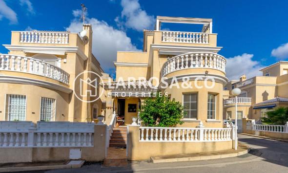 Semi-detached house - Herverkoop - Orihuela costa - Los Altos