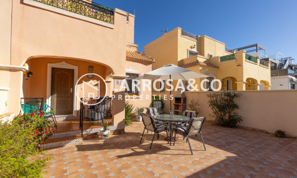 Semi-detached house - Herverkoop - Orihuela costa - PAU 8