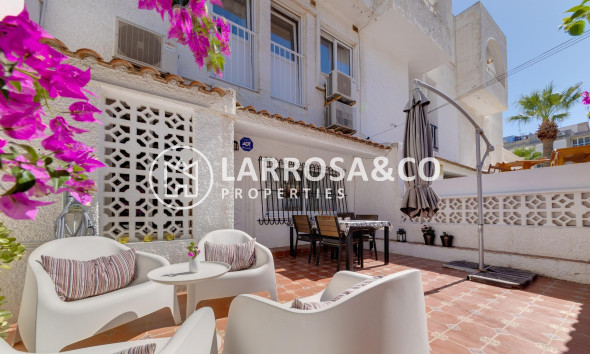 Semi-detached house - Herverkoop - Torrevieja - Calas blanca