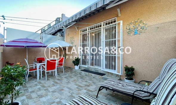 Semi-detached house - Herverkoop - Torrevieja - Costa Blanca